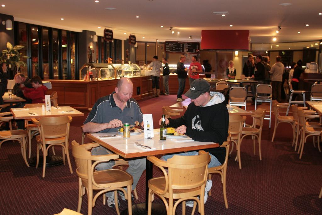 The Station Hotel Jindabyne Exteriér fotografie
